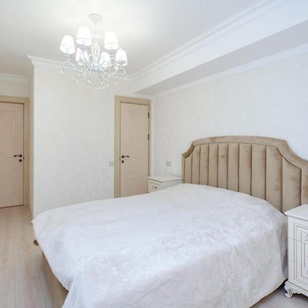 5A Beautiful Apartment In The Center Of The Capital Photo Original Ereván Exterior foto