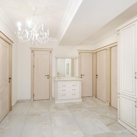 5A Beautiful Apartment In The Center Of The Capital Photo Original Ereván Exterior foto