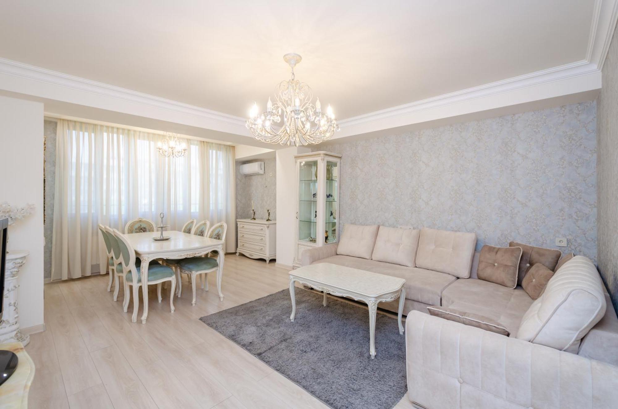 5A Beautiful Apartment In The Center Of The Capital Photo Original Ereván Exterior foto